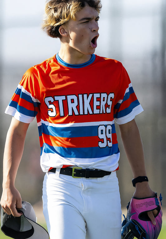Strikers Retro Stripe Jersey 100% polyester